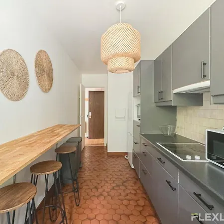 Holiday home Flexliving - - Saens Paris